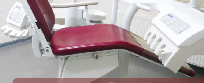 Zahnarztstuhl der Praxis Rhiem in Eschweiler.